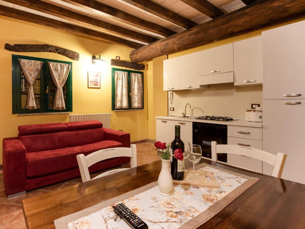 Beautiful Chalet With Swimming Pool In Lombardy Villa Marone Eksteriør billede