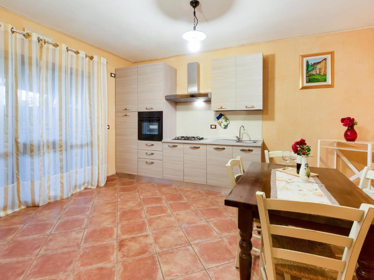 Beautiful Chalet With Swimming Pool In Lombardy Villa Marone Eksteriør billede