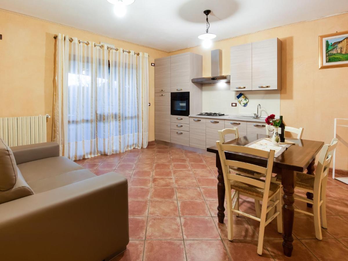 Beautiful Chalet With Swimming Pool In Lombardy Villa Marone Eksteriør billede