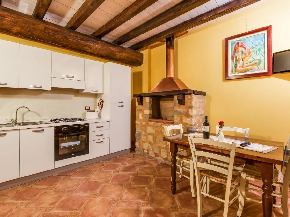 Beautiful Chalet With Swimming Pool In Lombardy Villa Marone Eksteriør billede