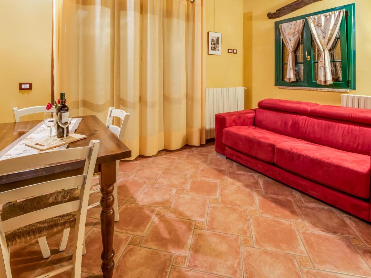 Beautiful Chalet With Swimming Pool In Lombardy Villa Marone Eksteriør billede
