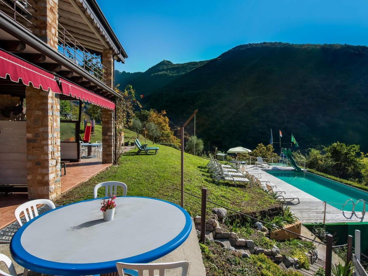 Beautiful Chalet With Swimming Pool In Lombardy Villa Marone Eksteriør billede