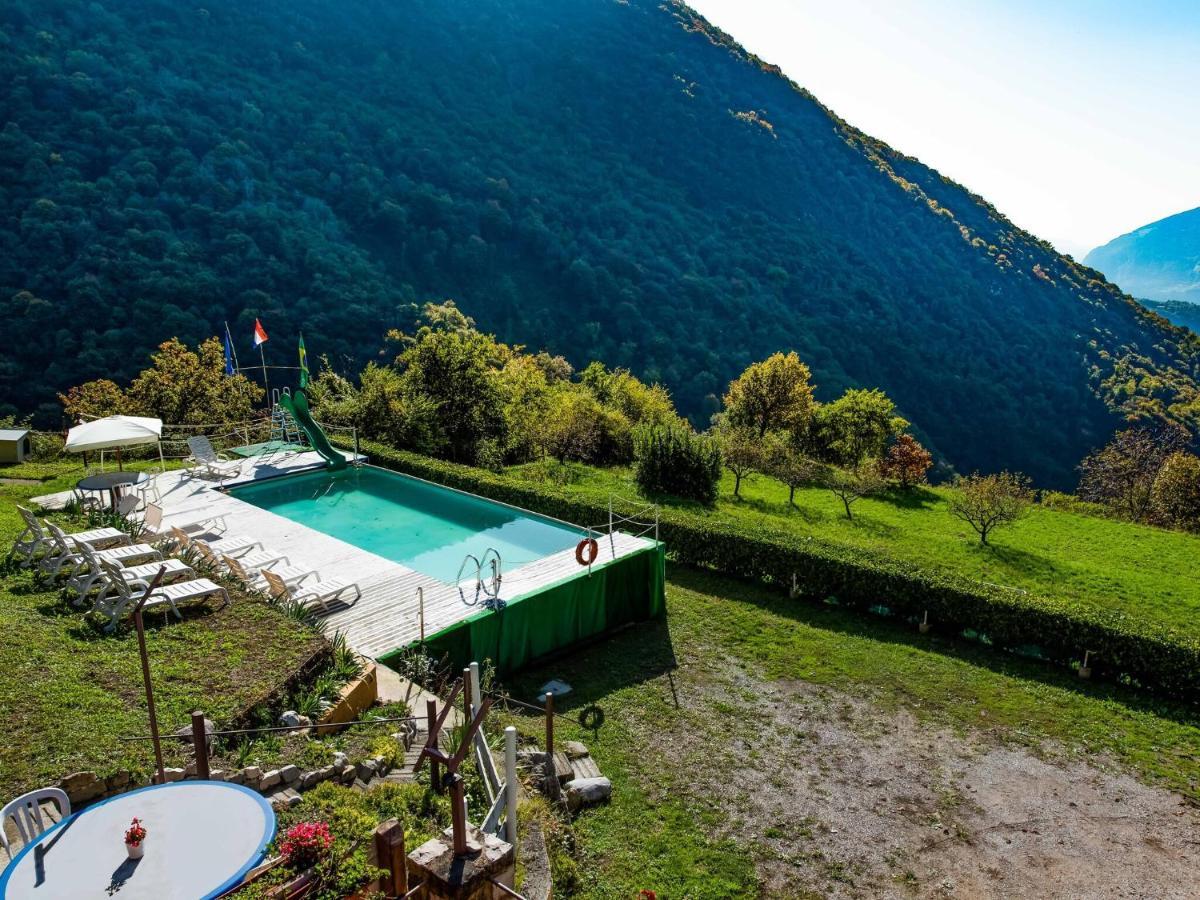 Beautiful Chalet With Swimming Pool In Lombardy Villa Marone Eksteriør billede